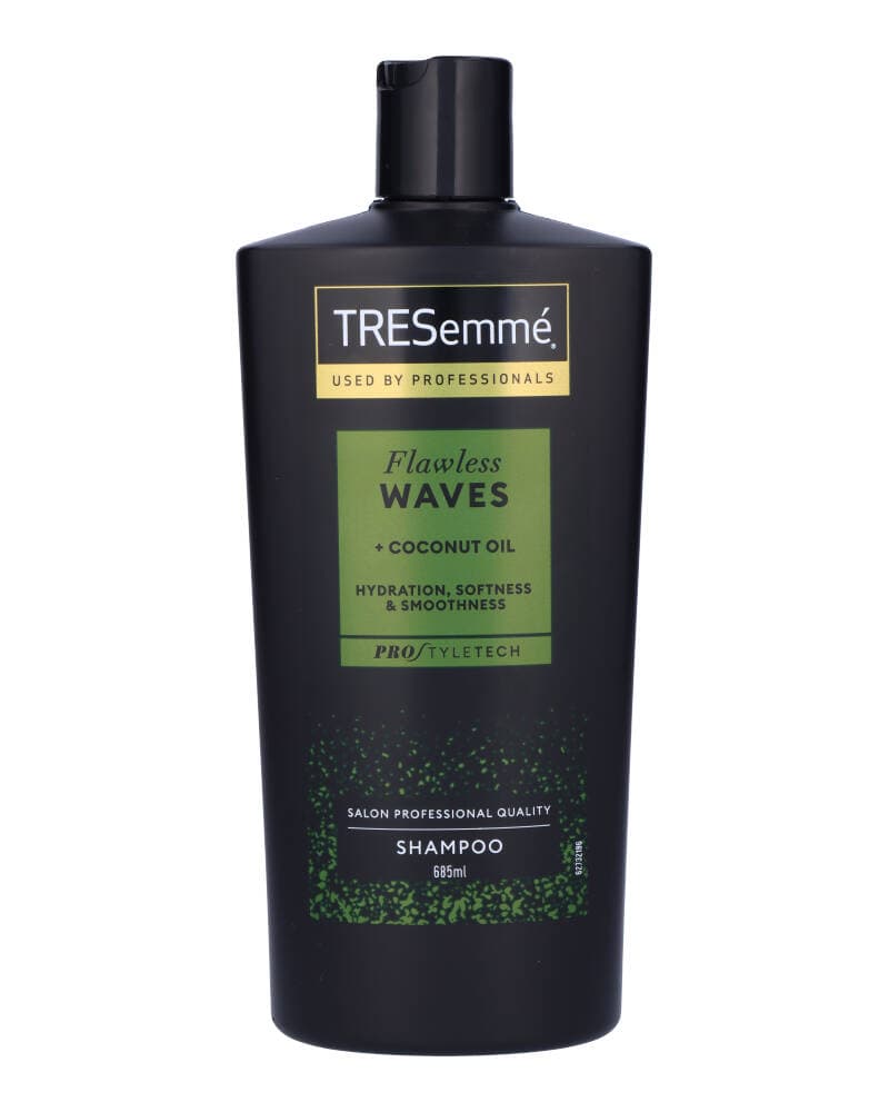 TRESemmé Flawless Waves Coconut Oil Professional Shampoo 685 ml