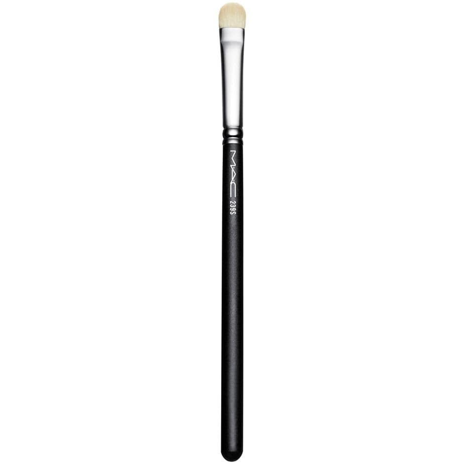 MAC Cosmetics 239S Eye Shader Brush